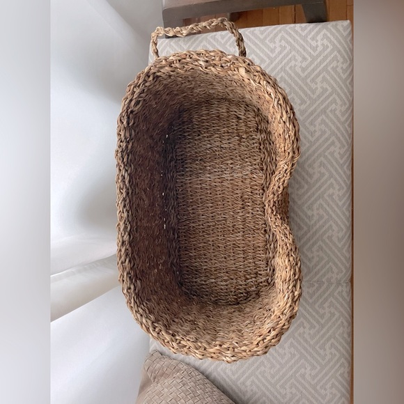 Pet Bed - Picture 3 of 5